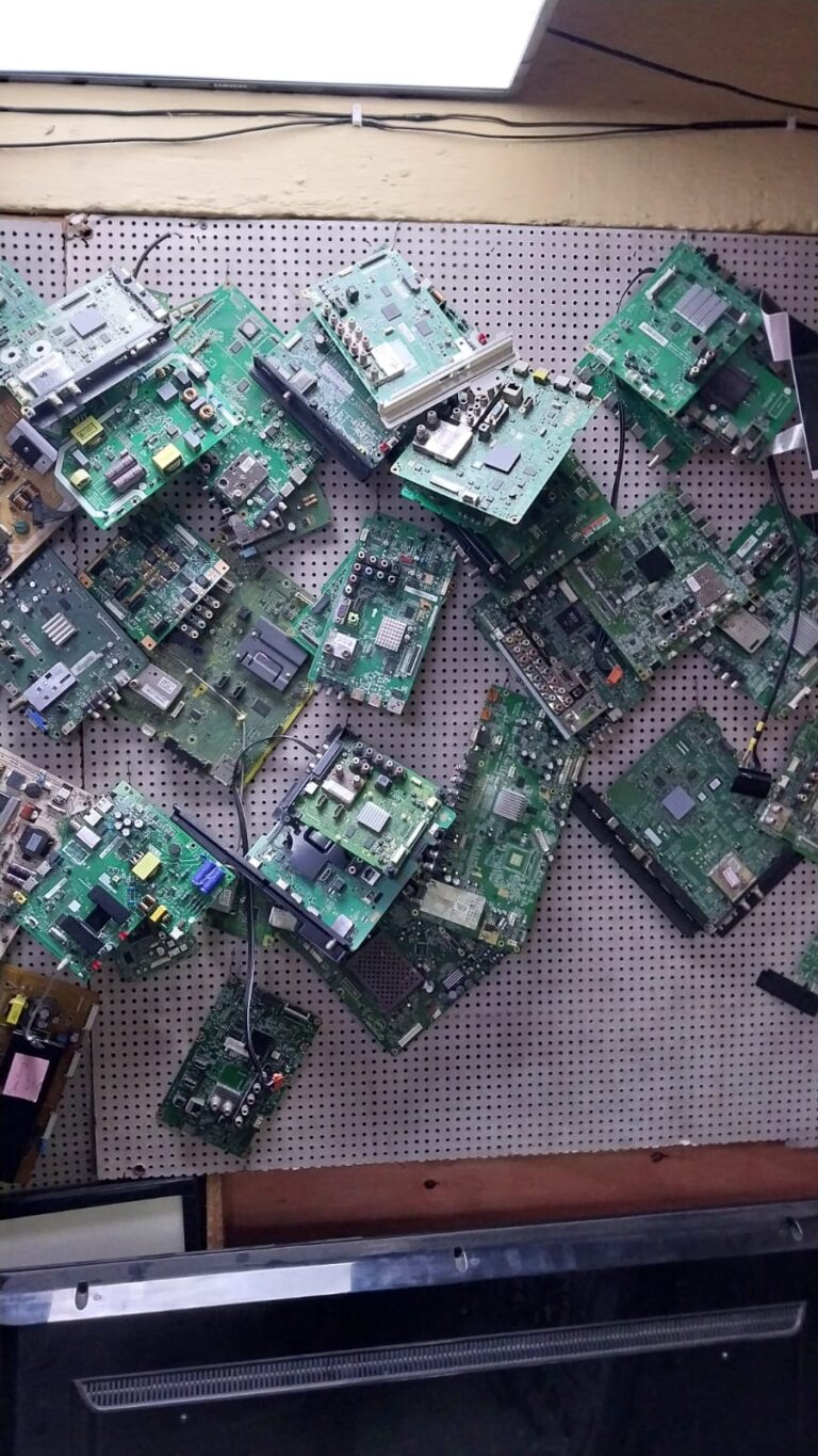 Grilo assistência de eletronicos e eletrodomésticos portateis