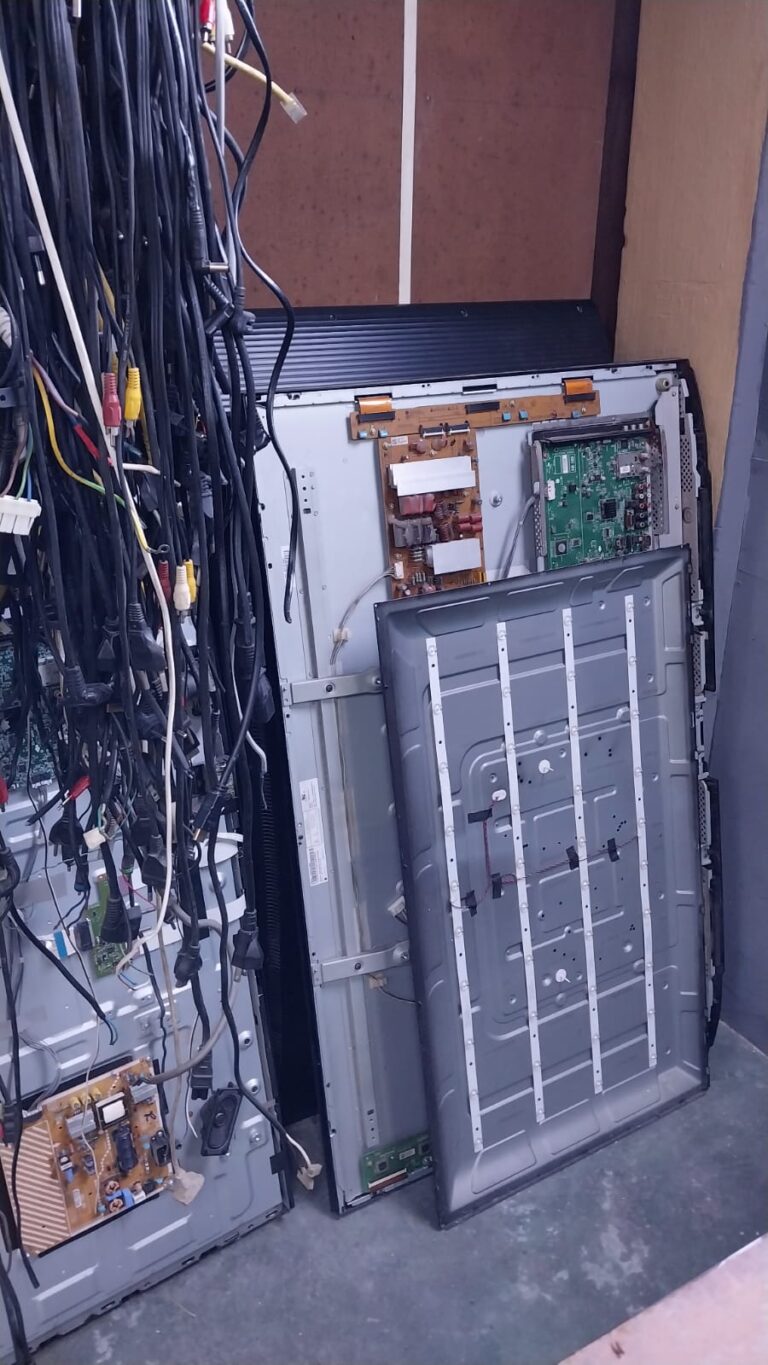 Grilo consertos de eletronicos e eletrodomésticos portateis