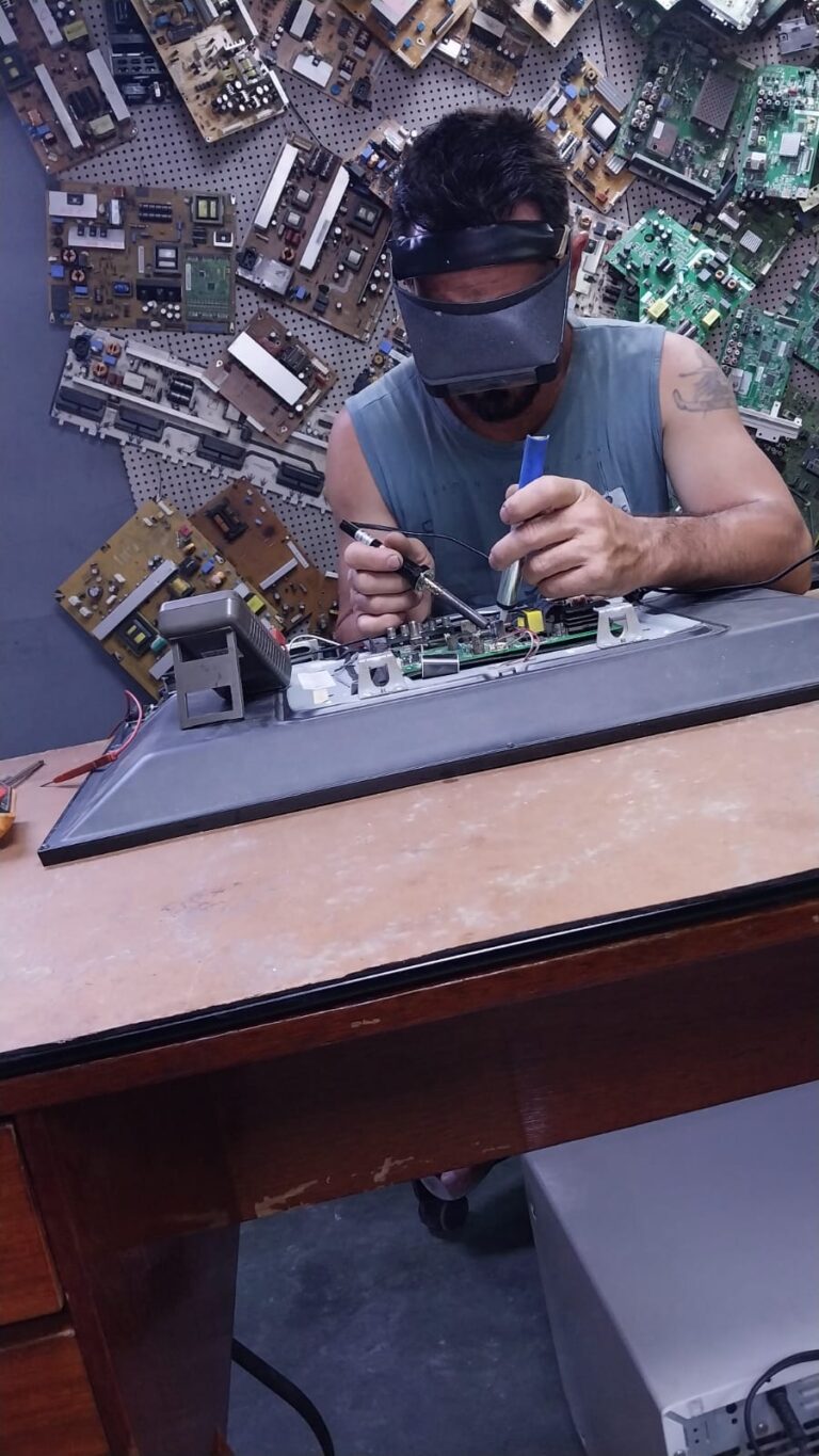 Grilo reparos de eletronicos